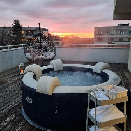 Апартаменты Arad Wellness Экстерьер фото
